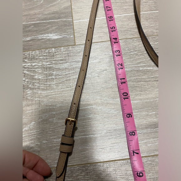 Authentic Coach Leather Crossbody Bag in Tan - Picture 12 of 12